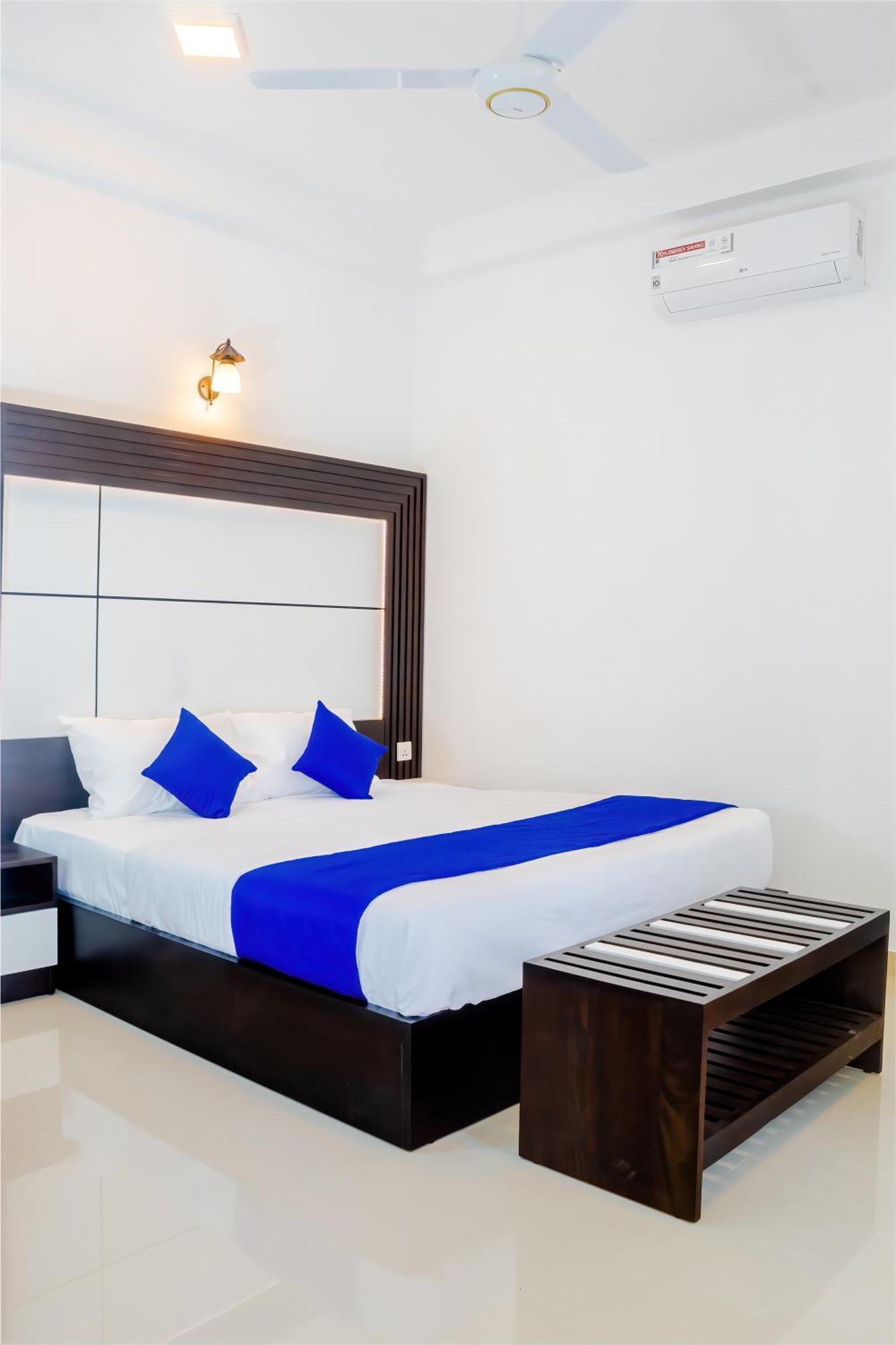Ceylanro Transit Villa Negombo Buitenkant foto