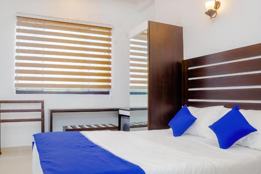 Ceylanro Transit Villa Negombo Buitenkant foto